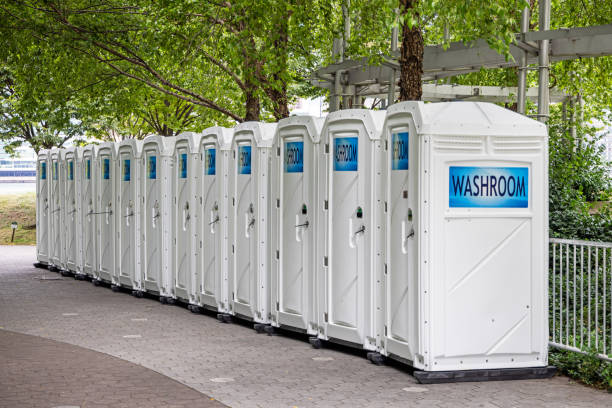 Best Best portable toilet rental  in Eldorado, IL