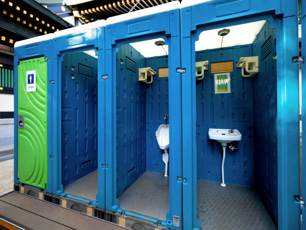 Best Luxury portable toilet rental  in Eldorado, IL
