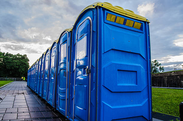 Portable bathroom rental in Eldorado, IL